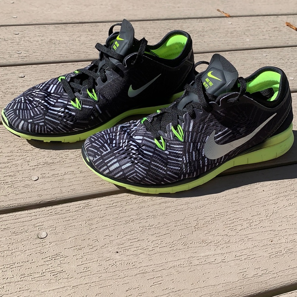 Nike free TR Fit 5 running sneakers size 7